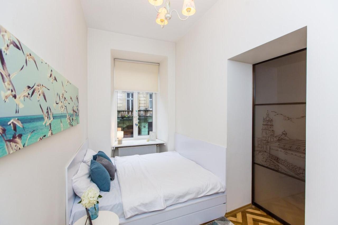 Miamo Apart Гнатюка 18 Lviv Exterior photo